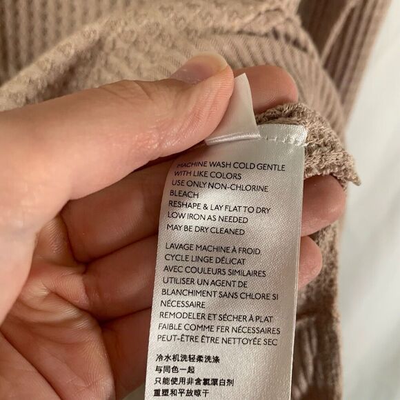 We the Free Tunic Blouse Womens Small Tan Waffled Knit Oversized Long Sleeve - Picture 5 of 8